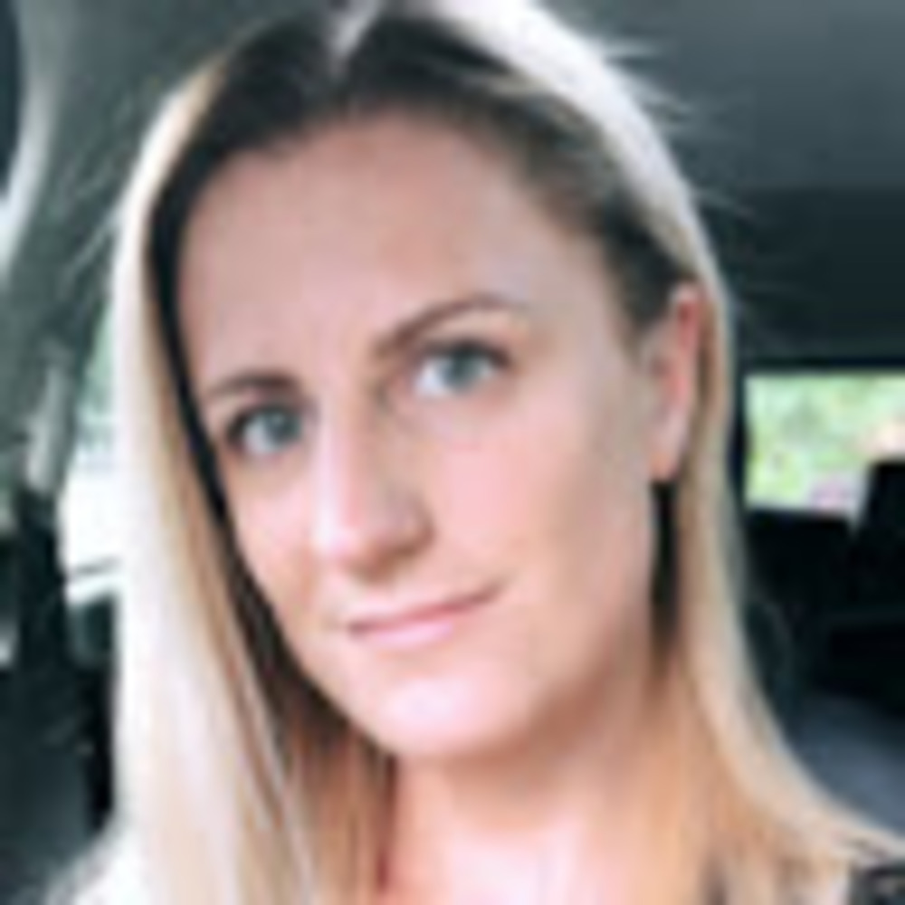 Meet your Posher, Liz